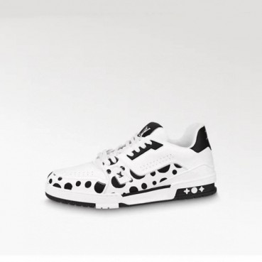 루이비통 남성 블랙 스니커즈 - Louis vuitton Mens Black Sneakers 