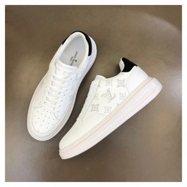 루이비통 남성 블랙탭 스니커즈 - Louis vuitton Mens Black Sneakers 
