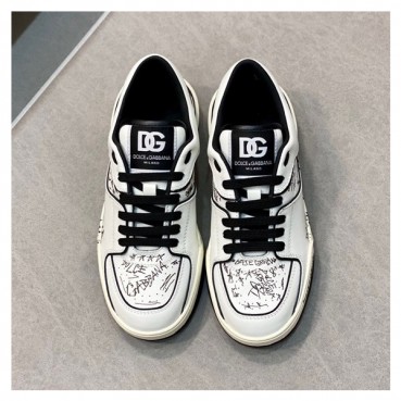 돌체앤가바나 남성 블랙 스니커즈 - Dolc& Gabbana Mens Black Sneakers 