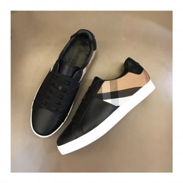 버버리 남성 블랙 스니커즈 - Burberry Mens Black Sneakers 