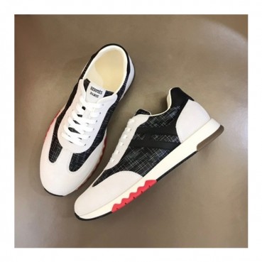 에르메스 남성 블랙 스니커즈 - Hermes Mens Black Sneakers 
