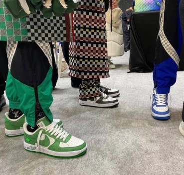 루이비통 남성 그린 스니커즈 - Louis vuitton Mens Green Sneakers 