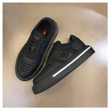 프라다 남성 블랙 스니커즈 - Prada Mens Black Sneakers 