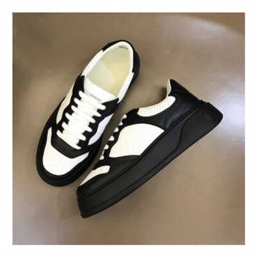 구찌 남/녀 블랙 스니커즈 - Gucci Unisex Black Sneakers 