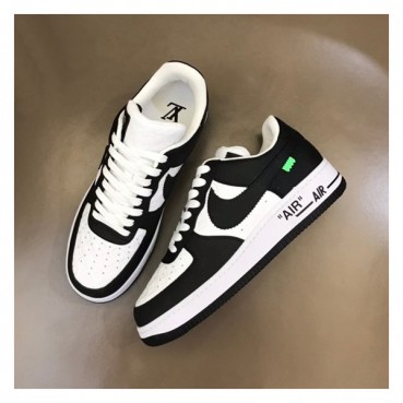 루이비통 남성 블랙 스니커즈 - Louis vuitton Mens Black Sneakers 