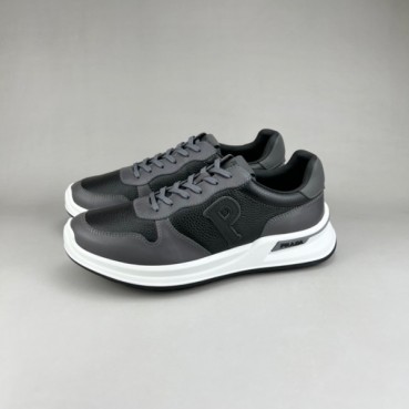 프라다 남성 블랙 스니커즈 - Prada Mens Black Sneakers 