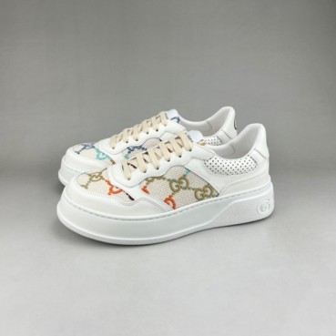 구찌 남/녀 클래식 화이트 스니커즈- Gucci Unisex White Sneakers 