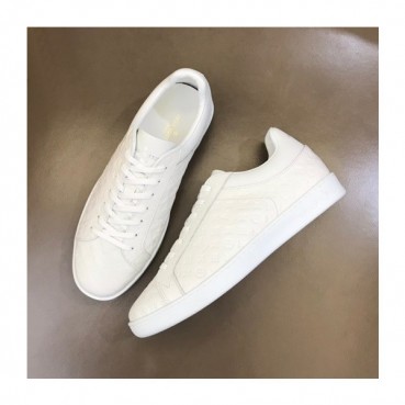 루이비통 남성 화이트 스니커즈 - Louis vuitton Mens White Sneakers 