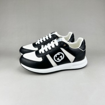 구찌 남성 클래식 블랙 스니커즈- Gucci Mens Black Sneakers 