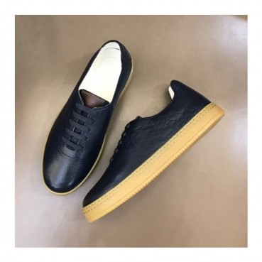 벨루티 남성  클래식 네이비 스니커즈 - Mens Navy Sneakers 