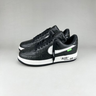 루이비통 남성 트렌디 블랙 스니커즈 - Mens Black Sneakers 