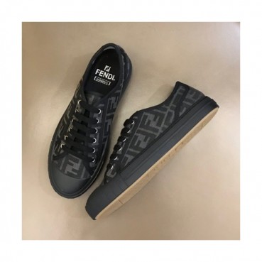 펜디 남/녀 Domino 블랙 스니커즈 - Unisex Black Sneakers 