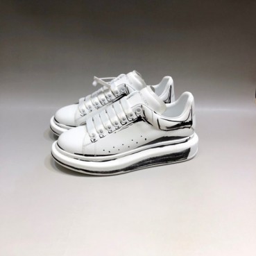 알렉산더맥퀸 남/녀 화이트탭 스니커즈 - Unisex White Sneakers 