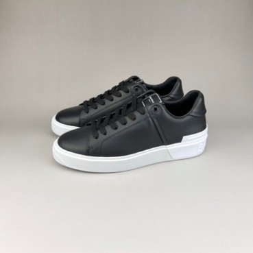 발망 남성 트렌디 블랙 스니커즈 - Mens Black Sneakers 