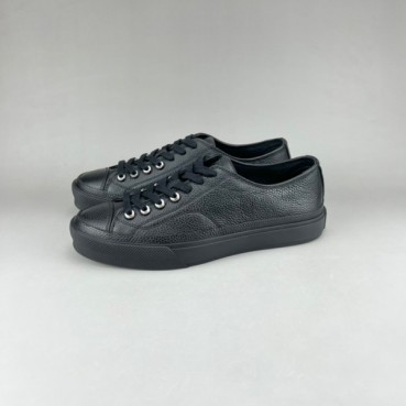 지방시 남성 클래식 블랙 스니커즈 - Mens Black Sneakers 
