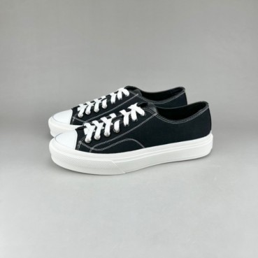 지방시 남성 클래식 블랙 스니커즈 - Mens Black Sneakers 