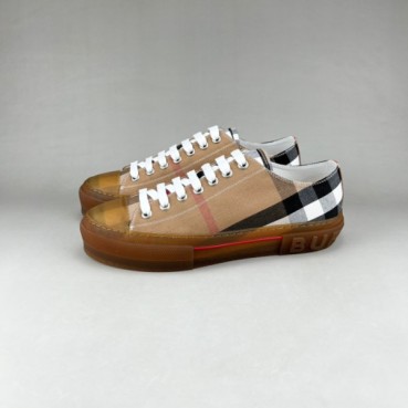 버버리 남성 트렌디 카멜 스니커즈 - Mens Camel Sneakers 