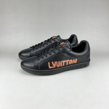 루이비통 남성 블랙 스니커즈 - Mens Black Sneakers 