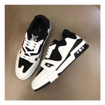 루이비통 남/녀 Trainer 블랙 스니커즈 - Unisex Black Sneakers 
