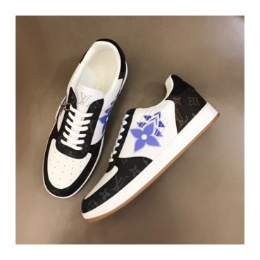 루이비통 남성 클래식 블랙 스니커즈 - Mens Black Sneakers 