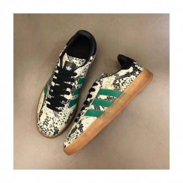 구찌 남/녀 클래식 그린 스니커즈- Unisex Green Sneakers 