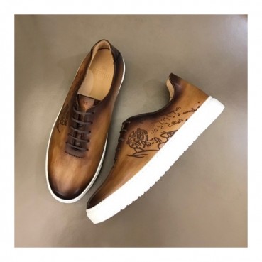 벨루티 남성  클래식 카멜 스니커즈 - Mens Camel Sneakers 