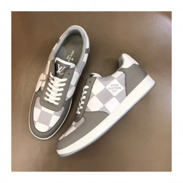 루이비통 남성 모던 그레이 스니커즈 - Mens Gray Sneakers 