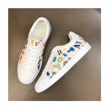 루이비통 남성 모던 화이트 스니커즈 - Mens White Sneakers 