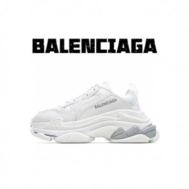 발렌시아가 남/녀 Triple S 화이트 스니커즈 - Unisex White Sneakers 