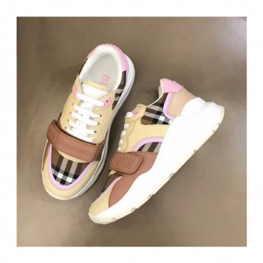 버버리 남/녀 이니셜 카멜 스니커즈 - Unisex Camel Sneakers 