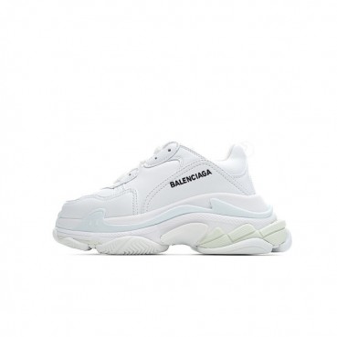 발렌시아가 남/녀 Triple S 화이트 스니커즈 - Unisex White Sneakers 