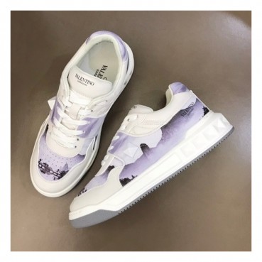 발렌티노 남/녀 스터드 퍼플 스니커즈 - Unisex Purple Sneakers 