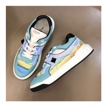 발렌티노 남/녀 스터드 블루 스니커즈 - Unisex Blue Sneakers 