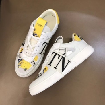 발렌티노 남/녀 트렌디 옐로우 스니커즈 - Unisex Yellow Sneakers 