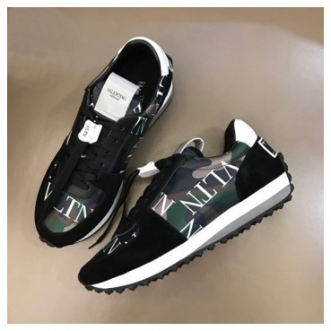 발렌티노 남성 트렌디 블랙 스니커즈 - Mens Black Sneakers 
