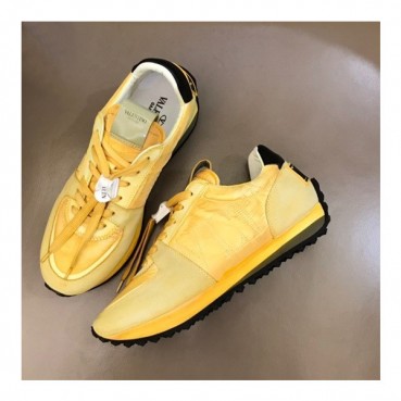 발렌티노 남성 트렌디 옐로우 스니커즈 - Mens Yellow Sneakers 