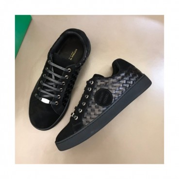 보테가베네타 남성 레더 스니커즈 Size(240 - 270) 블랙 