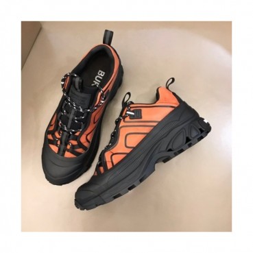 버버리  남성 캐쥬얼 스니커즈 Size(240 - 270) 오렌지 