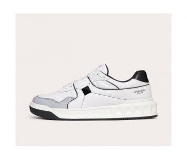 발렌티노  남성 캐쥬얼 레더 스니커즈 Size(240-275) 화이트 