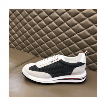 Thom Browne 2021 Men's Leather Sneakers,THOMS0058 - 톰브라운 2021 남성용 레더 스니커즈,Size(240