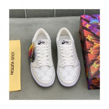 Louis Vuitton 2021 Men's Leather Sneakers,LOUS2158 - 루이비통 2021 남성용 레더 스니커즈,Size(240