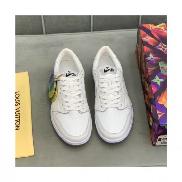 Louis Vuitton 2021 Men's Leather Sneakers,LOUS2153 - 루이비통 2021 남성용 레더 스니커즈,Size(240