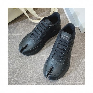 [모던한 디자인]Maison Margiela 2021 Women's Leather Sneakers,MMS0069 - 메종 마르지엘라 2021 여성용 레더 스니커즈,Size(225