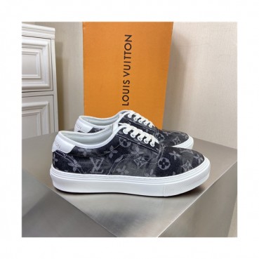 Louis Vuitton 2021 Men's Sneakers - 루이비통 2021 남성용 스니커즈,Size(240