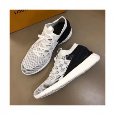 Louis vuitton 2019 Mens Initial Logo Leather Running Shoes - 루이비통 남성 이니셜 로고 레더 런닝화 Lou01205x.Size(240 