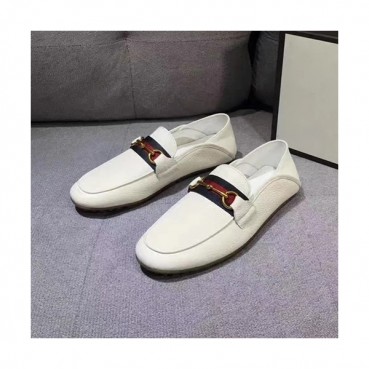 [구찌] 화이트 유팁 모카신 레더 남성용 신발 신발 gu0005x - Gucci White U