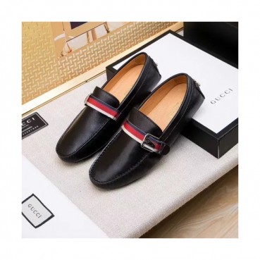 [구찌] 블랙 유팁 모카신 레더 남성용 신발 gu0002x - Gucci Black U