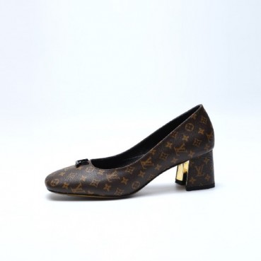 루이비통 여성 스윙 펌프스 - Louis vuitton Womens Swing pumps 