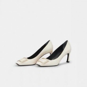 로저비비에 여성 크레 트럼펫 - Roger Vivier Womens Cream Pumps 