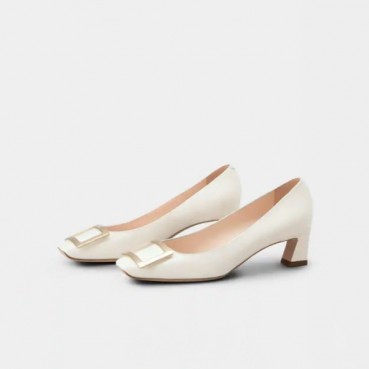 로저비비에 여성 크레 트럼펫 - Roger Vivier Womens Cream Pumps 